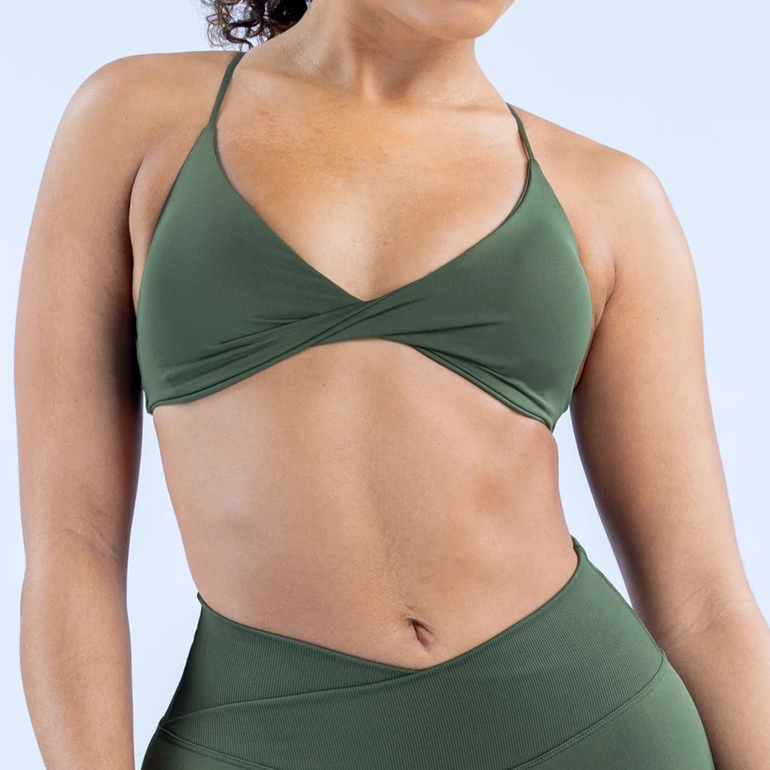 حمالة صدر رياضية نسائية من يوج - مراجعة Sports Bra Racerback وسعره